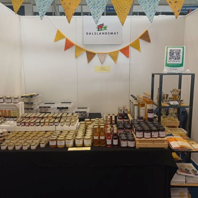 Nu är vår monter klar för Hem och bomässan i Vänersborg 4-6 april. Vi hoppas på många besökare, Välkomna! 🍯🐝